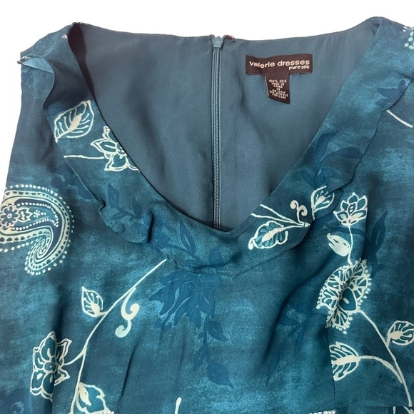 Valerie Stevens Pure Silk Teal Floral Dress with Ruffled Neckline Size 14 - Picture 7 of 10